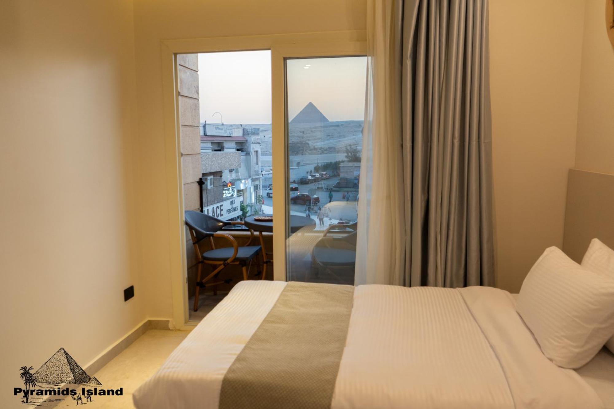 Pyramids Island Bed & Breakfast Kafrat al Jabal Luaran gambar