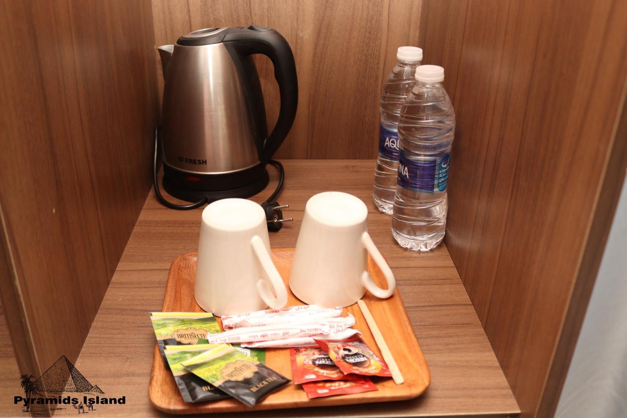 Pyramids Island Bed & Breakfast Kafrat al Jabal Luaran gambar