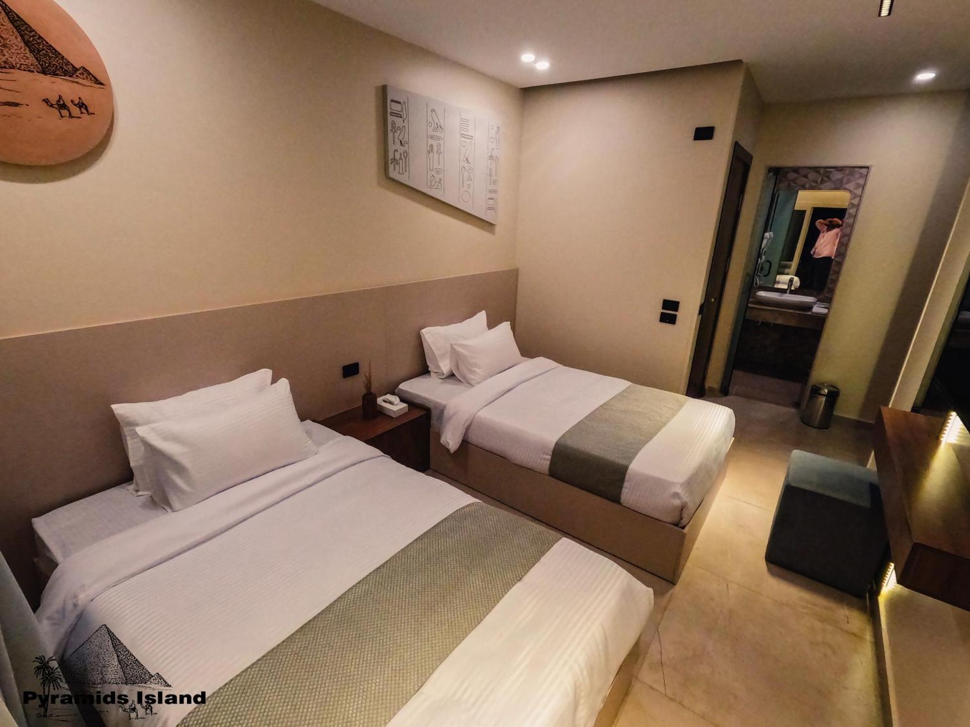 Pyramids Island Bed & Breakfast Kafrat al Jabal Luaran gambar