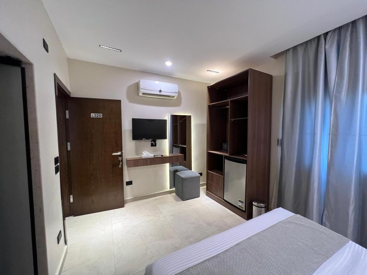 Pyramids Island Bed & Breakfast Kafrat al Jabal Luaran gambar