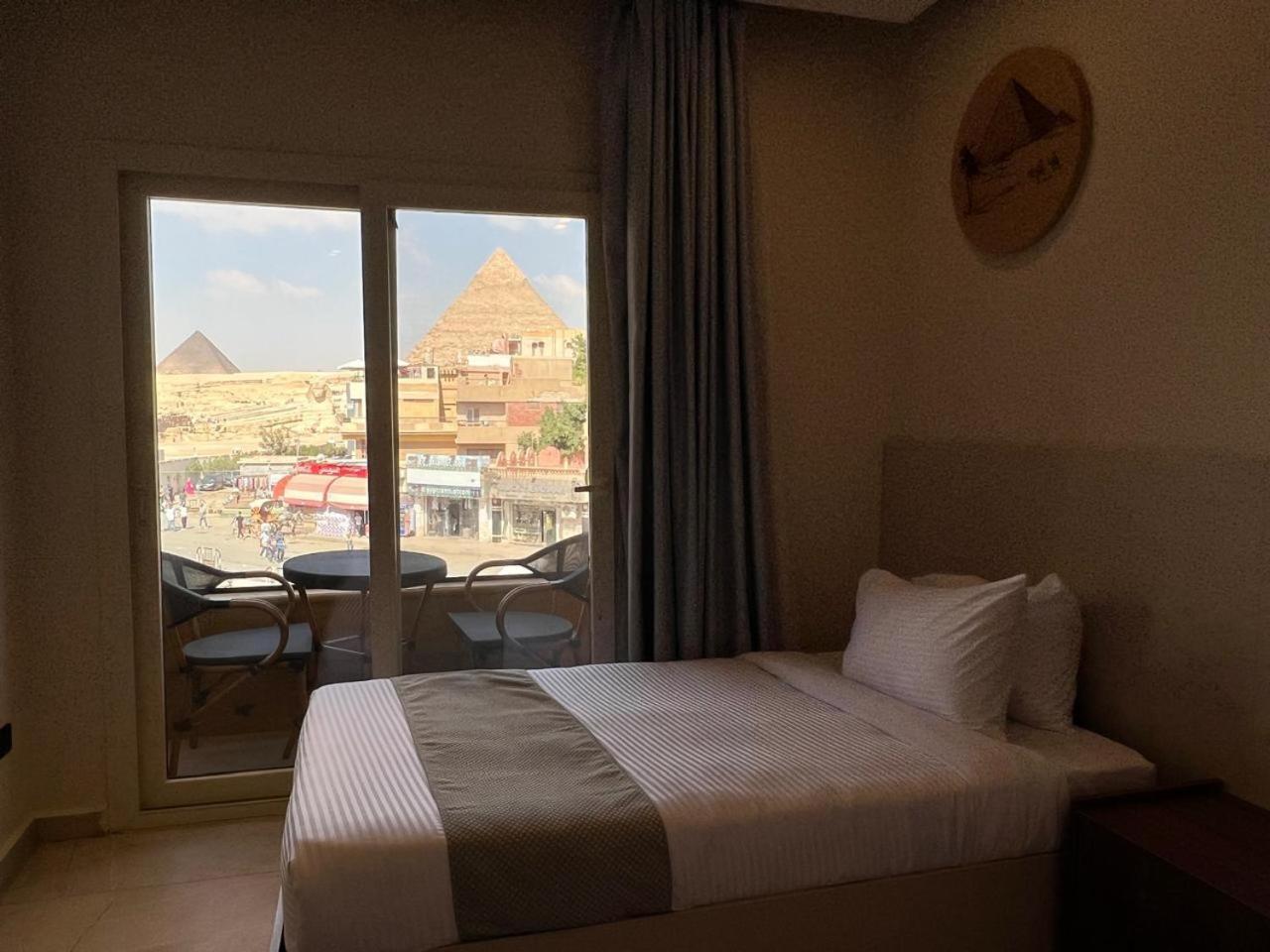 Pyramids Island Bed & Breakfast Kafrat al Jabal Luaran gambar